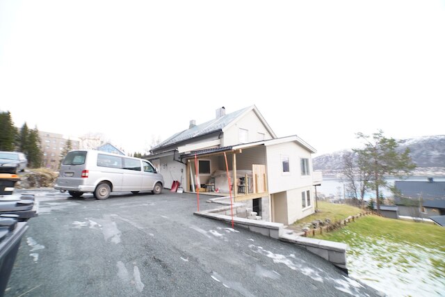 トール アパートメント