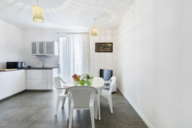 ピアッツァ プレトリア テラス フラット