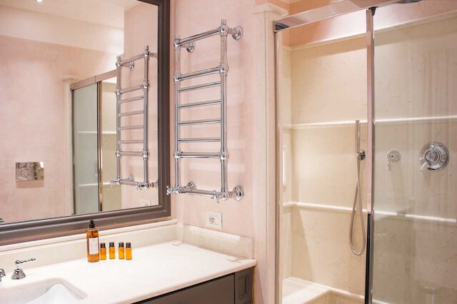 カ グラッシ 2 チャーミング バルコニー