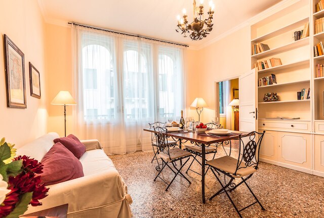 カ グラッシ 2 チャーミング バルコニー