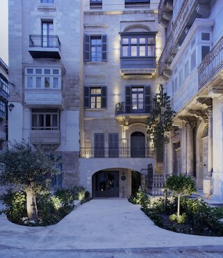 トラブクス ブティック リビング