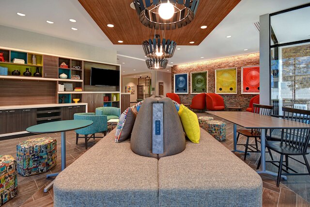 ホーム 2 スイーツ バイ ヒルトン カラマズー ダウンタウン