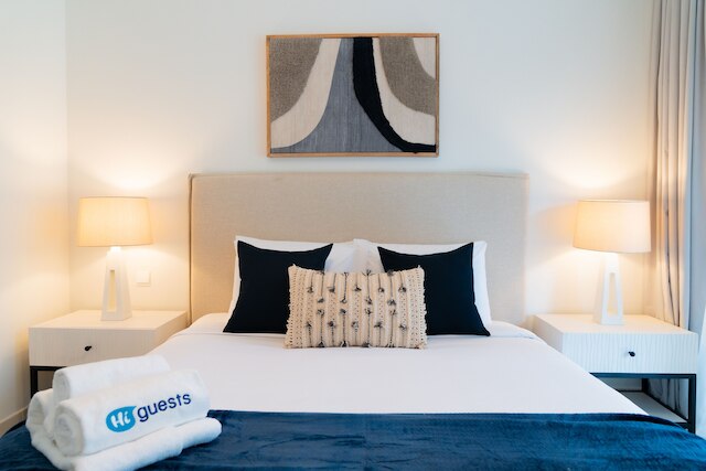 ハイゲスト - ブルーバードクレセントタワー2