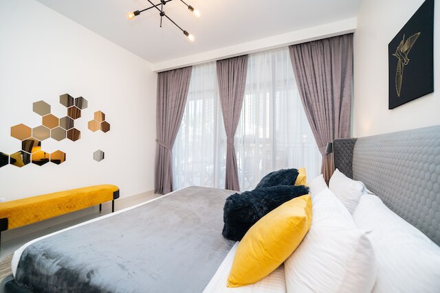 ハイゲスト - ブルーバードクレセントタワー2