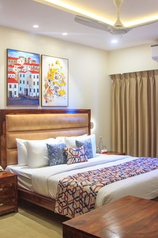 ローザステイズノースゴア・ローザクバーマンドビ