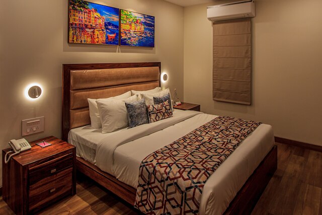 ローザステイズノースゴア・ローザクバーマンドビ