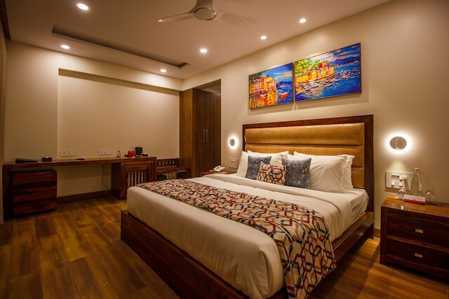 ローザステイズノースゴア・ローザクバーマンドビ