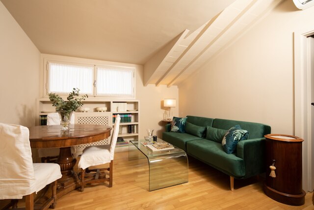 サン ジャコポ トップ バイ メガ