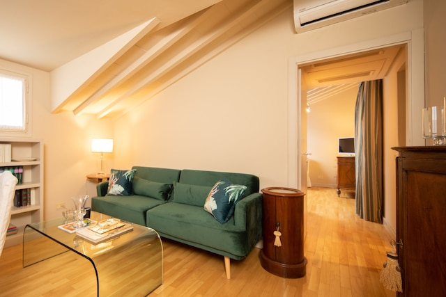 サン ジャコポ トップ バイ メガ