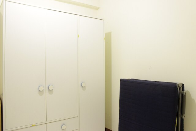 スタイリッシュ 1 ベッドルーム ウィズ エクストラ ルーム ゲートウェイ アフマド ヤニ チカダス アパートメント