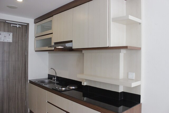 スペーシャス スタジオ ルーム アット ガレリ チウンブルイット 3 アパートメント