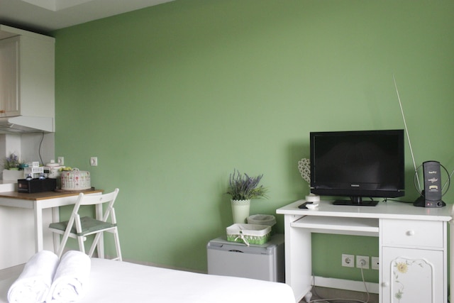 スタイリッシュ & コンフォータブル スタジオ アット ビバリー ダゴ アパートメント