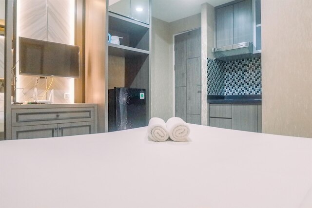 クラシック スタジオ ルーム アパートメント アット タマン メラティ