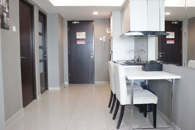 プレザント アンド ホーミー 2 2ッBR アパートメント アット タマンサリ ラ グランデ