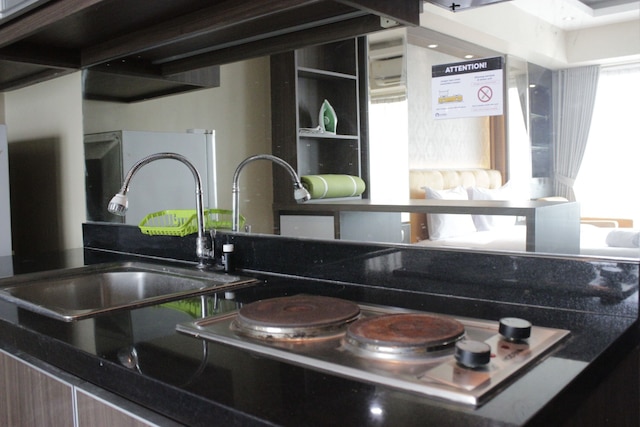 モダン シック スタジオ アパートメント アット タマンサリ ラ グランデ ニア ビップ