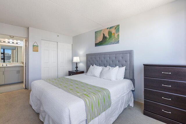 デラックス オーシャン アンド シティ ビュー ワイキキ バニアン コンド, フリー パーキング & WiFi バイ ココ リゾート バケーション レンタルズ