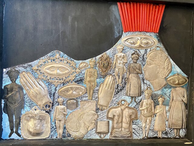 カシュネ, ピアッツァ ダンテ ナポリ