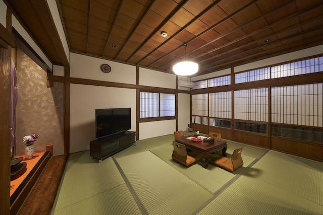 おやど紀伊国屋磨屋町はりまや・角・蔵