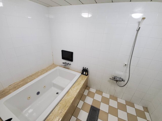 ホテル ジィニア 十三店 - 大人限定