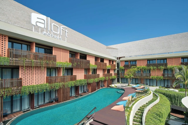 アロフト バリ クタ アット ビーチウォーク