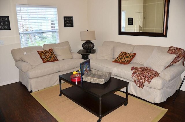 ルカヤ 3 ベッドルーム 2 バス タウンホーム !