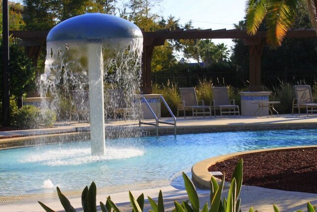 ノヴ スペシャル アット ルカヤ 3 ベッズ 2 バス イド : 61205