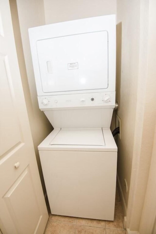 ルカヤ 3 ベッドルーム 2 バス タウンホーム ウィズ ゼロ エントリー リゾート プール