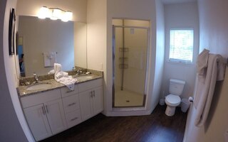 ルカヤ  4 ベッドルーム  4 バス タウンホーム スペーシャス リビング ルーム