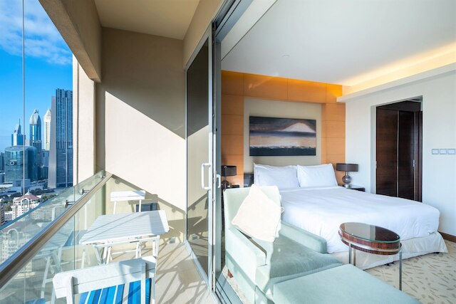 アメージング ステイ & バルジビュー アット ザ アドレス ドバイ モール