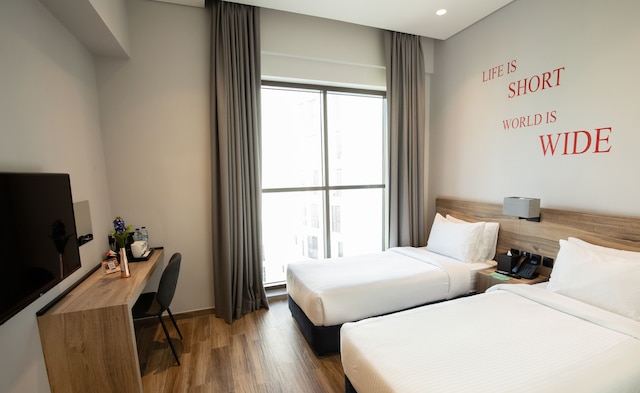 キングスゲート カナル ホテル