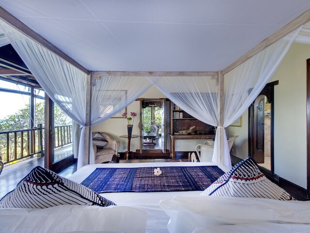 サンガイ ティンギ ビーチ ヴィラ