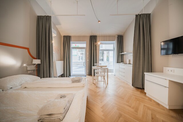 イージー シティ リビング