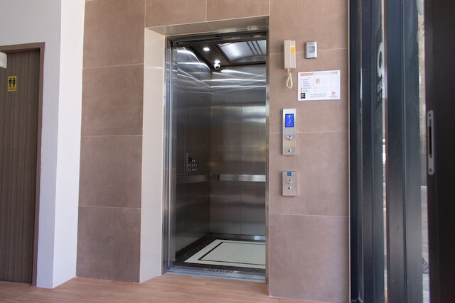 ダブル D ホテル