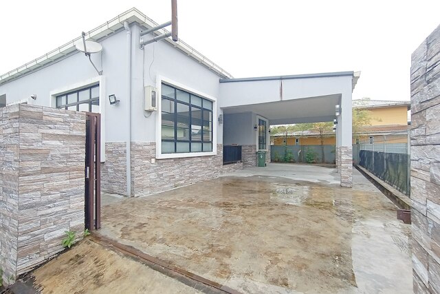 OYO 90203 エマ スクマ ホームステイ