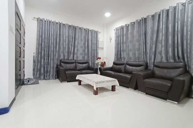 OYO 90203 エマ スクマ ホームステイ