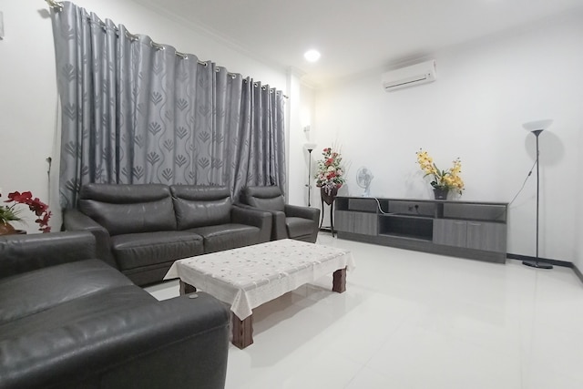 OYO 90203 エマ スクマ ホームステイ