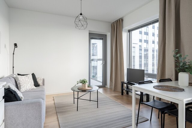 セカンドホームズ タンペレ タワー アパートメント