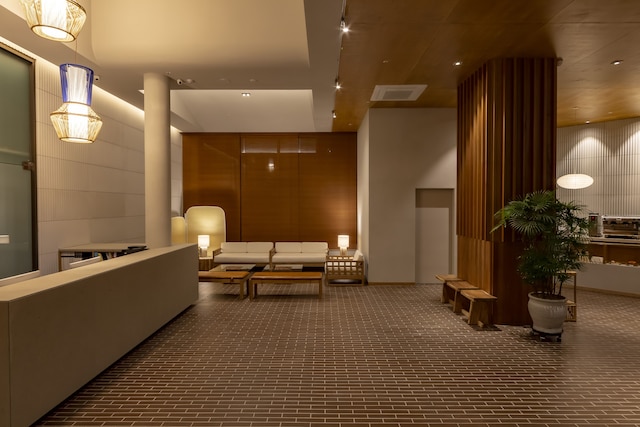 Hound Hotel Signature