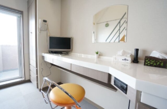 Sunshine City 21 Rm 1005