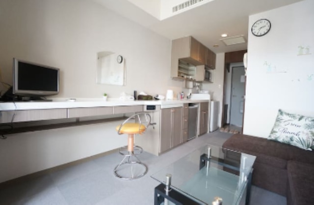 Sunshine City 21 Rm 1005