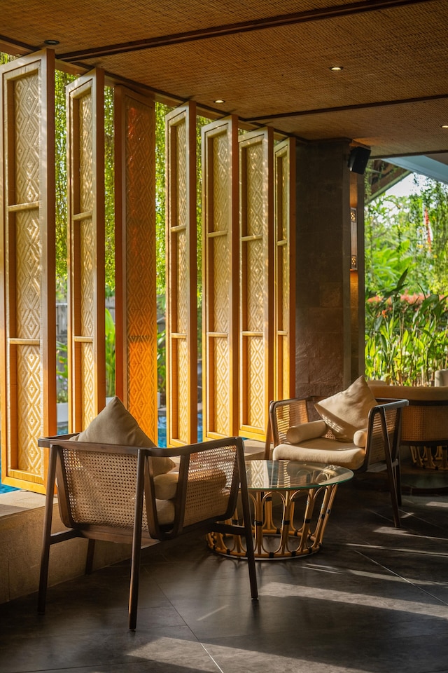 カユマス スミニャック リゾート