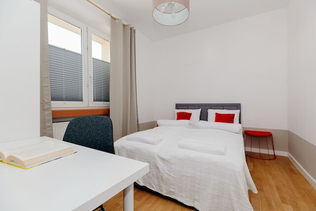 ショートステイポランド マルシャーコフスカ B12