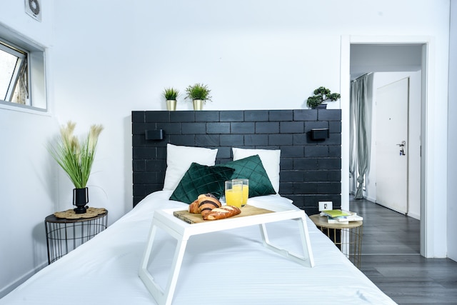 ビューティフル インテリル ウィズ プライベート アウトドア