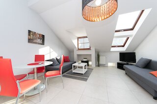 エクスクルーシブ ロフト メイン スクエア AC P Yー PL