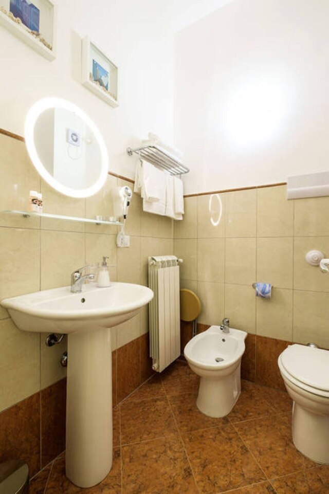 カセッタ アッラ カラ 、イ ワンダフル イタリー