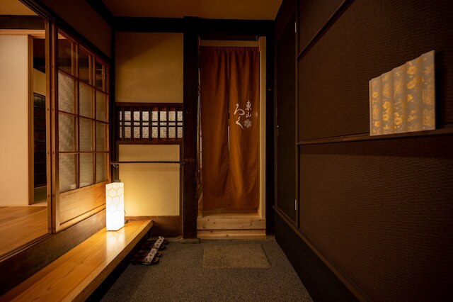 CAMPTON 東山ろく