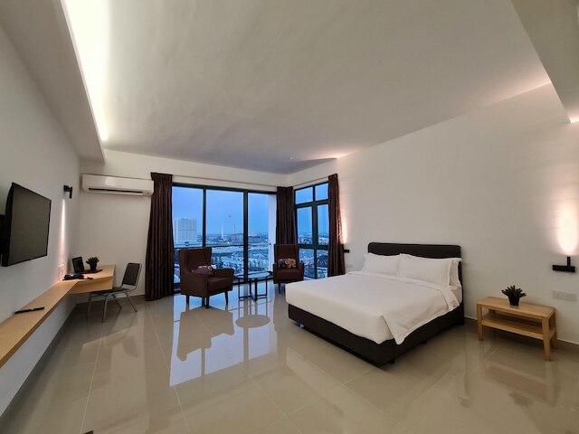 スワンガーデンリゾートホテル