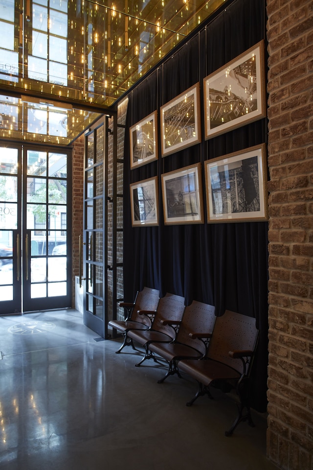 シビリアン ホテル