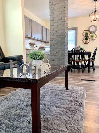 ザ サウスサイド ヴィラ - ウィズ プライベート ヤード & パーキング ニア フォールズ & カジノ バイ ナイアガラ ホスピタリティ