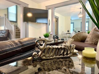 ザ ヘネピン ハウス - プライベート ヤード & パーキング